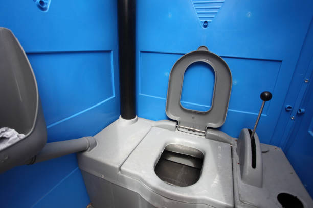 Best Portable bathroom rental  in Dover, OH